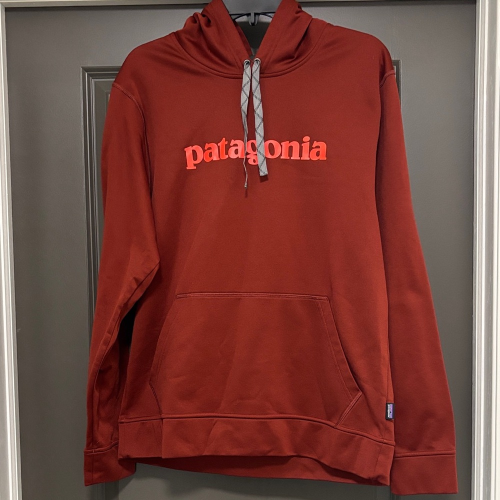 Patagonia dark red hooded sweatshirt M